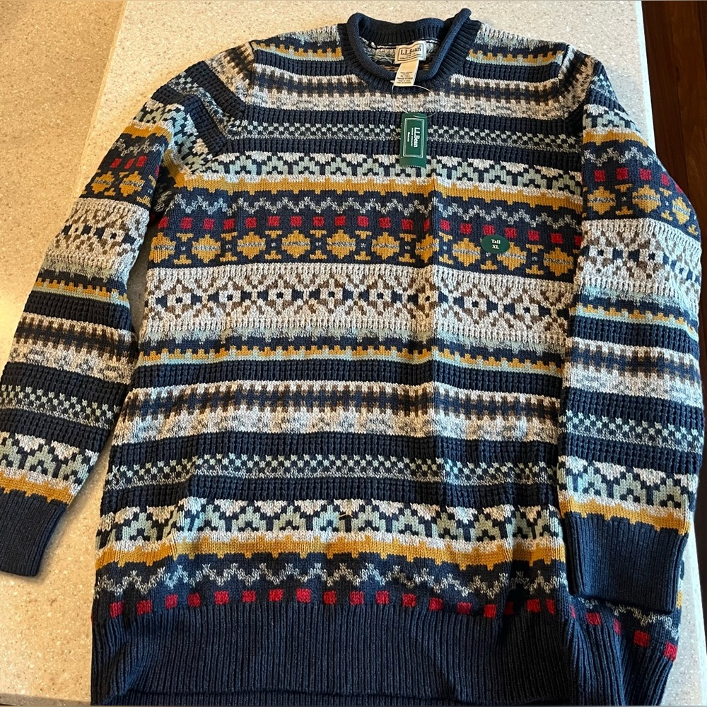 Men’s LL Bean crewneck patterned sweater size Tall XL